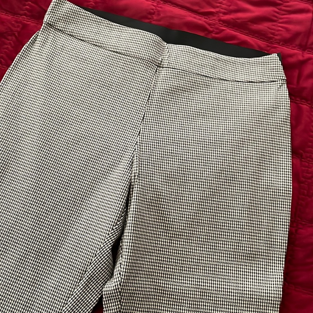 Black & White slim fit pants.
